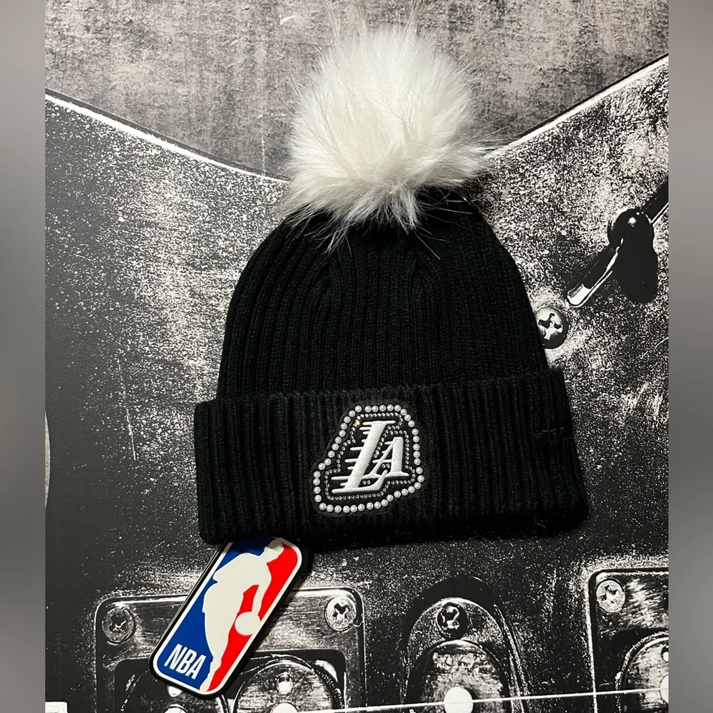 NWT LA Lakers Beanie